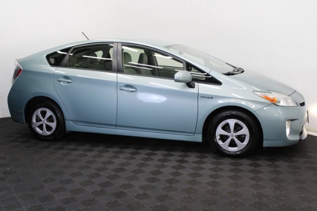 Used 2014 Toyota Prius Two FWD image 4