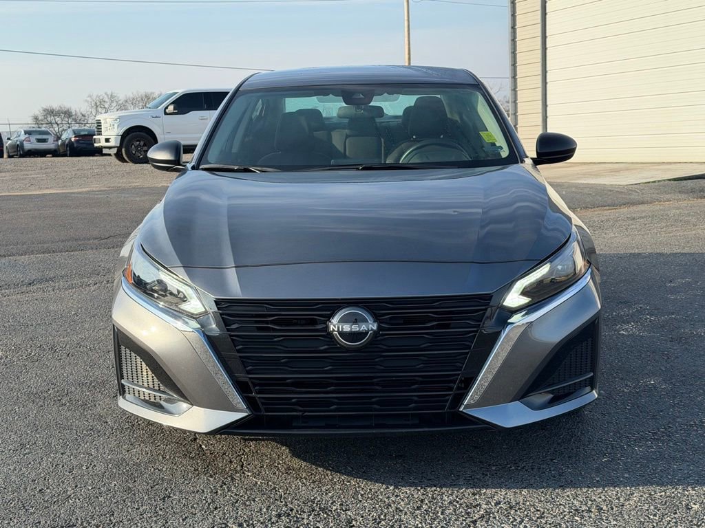 Used 2024 Nissan Altima 2.5 S image 10