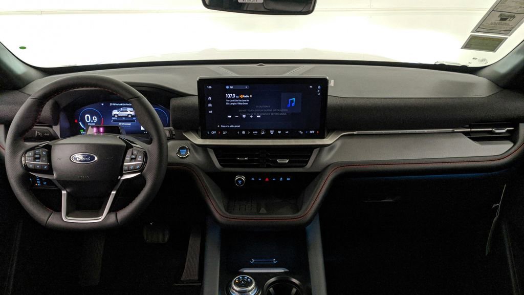 New 2025 Ford Explorer ST-Line w/ Premium Package image 25