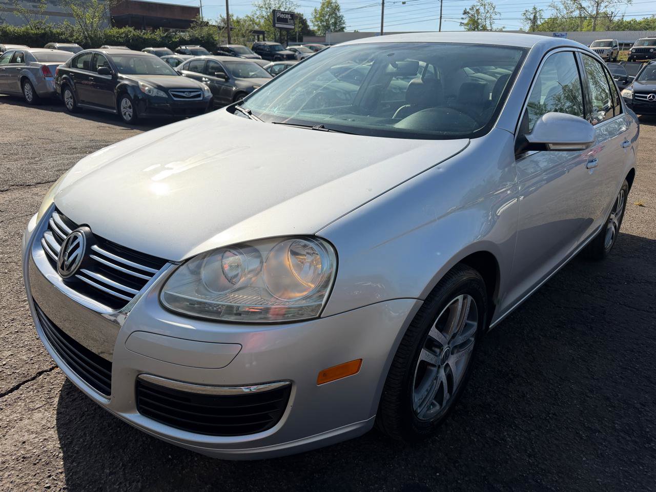 Used 2006 Volkswagen Jetta 2.5 FWD image 1