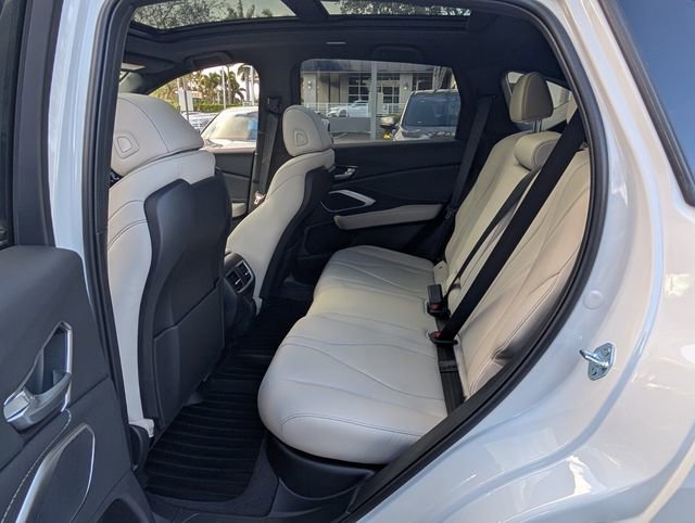 New 2026 Acura RDX SH-AWD image 6