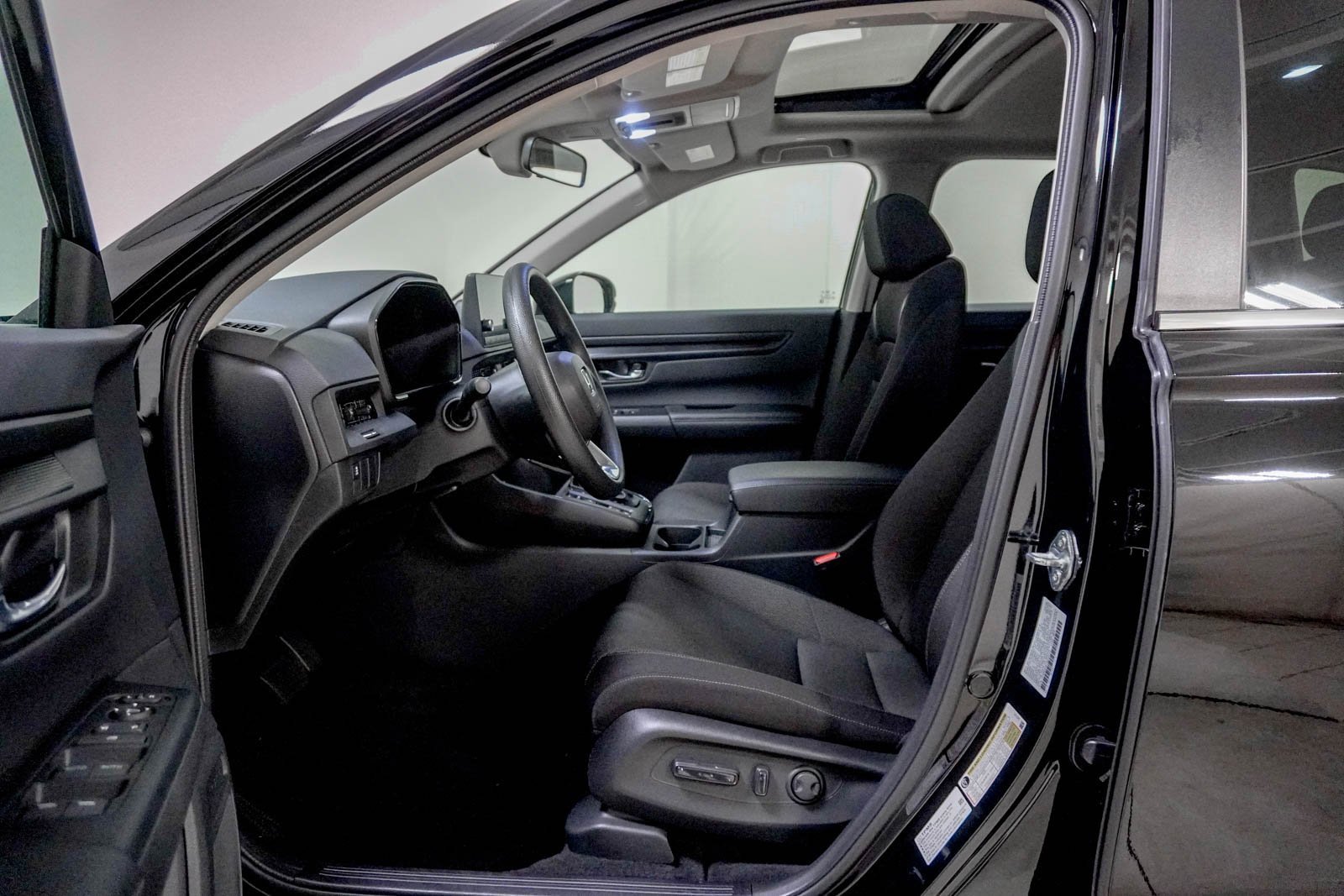 Certified 2025 Honda CR-V EX image 19