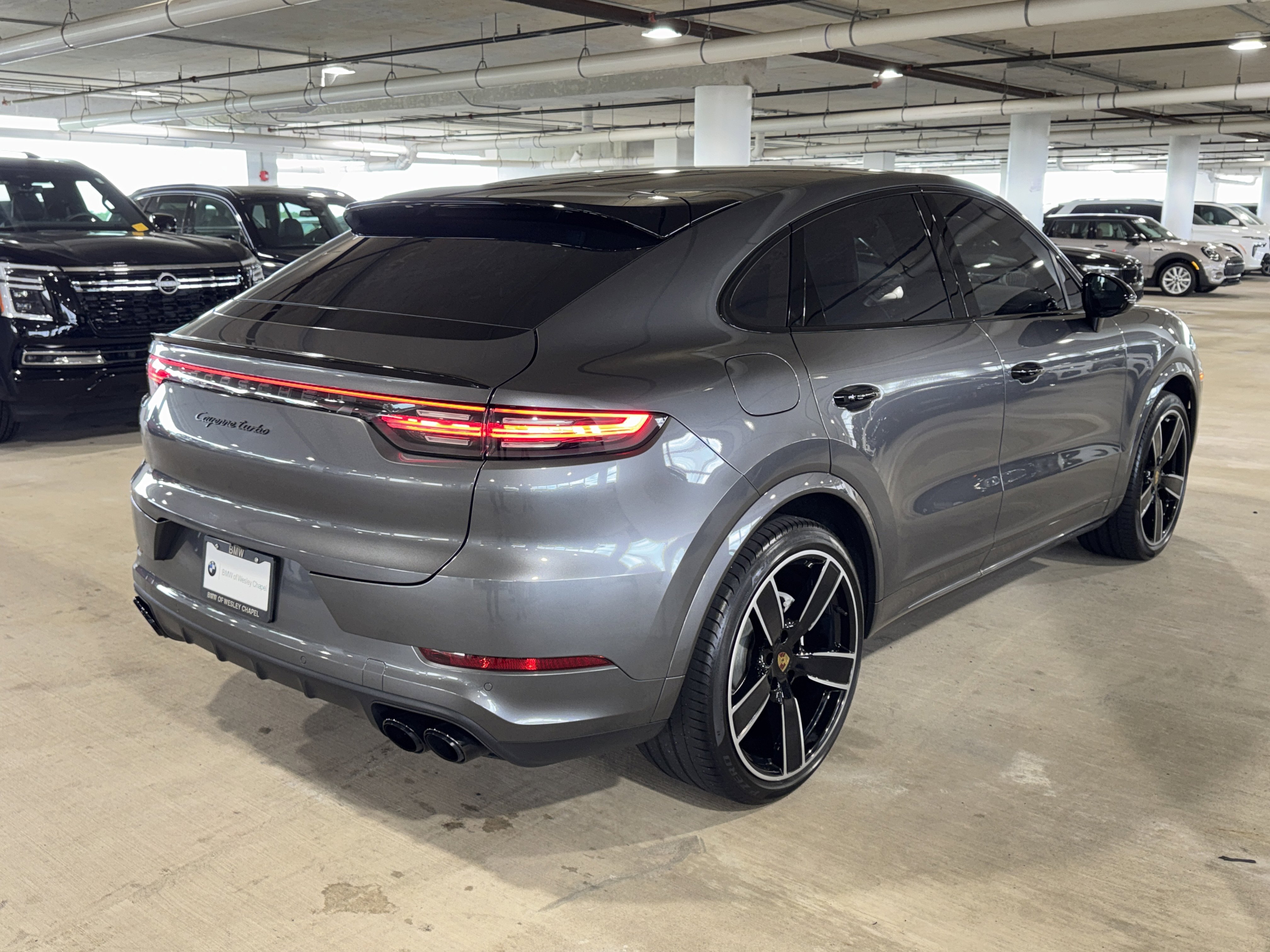 Used 2022 Porsche Cayenne Turbo image 8