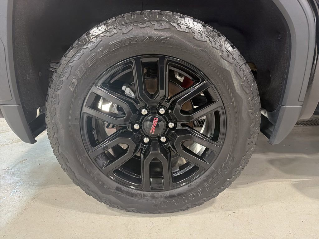 Used 2022 GMC Sierra 1500 Elevation w/ Elevation Premium Package AWD/4WD image 15