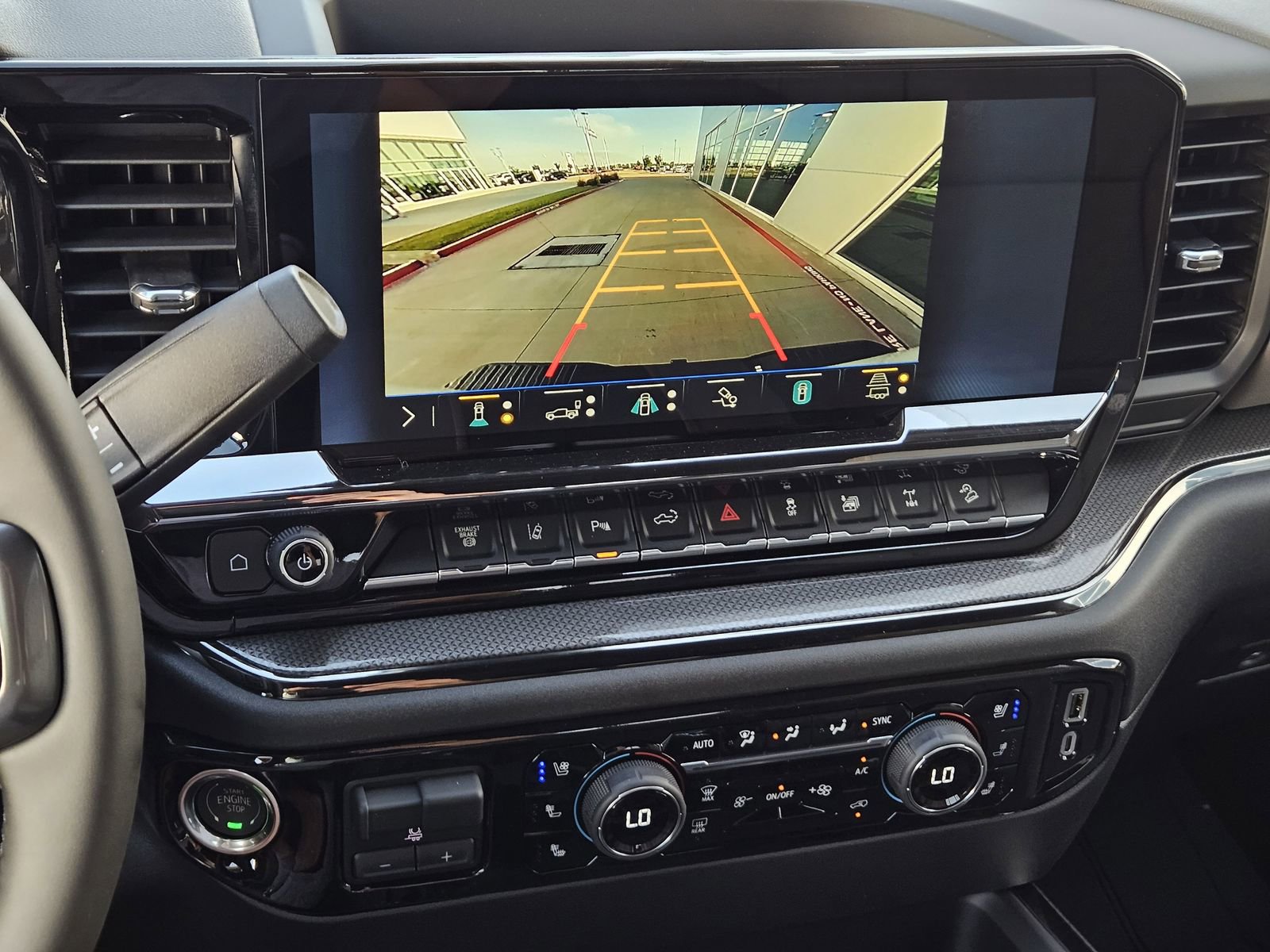New 2026 Chevrolet Silverado 2500 ZR2 AWD/4WD image 21