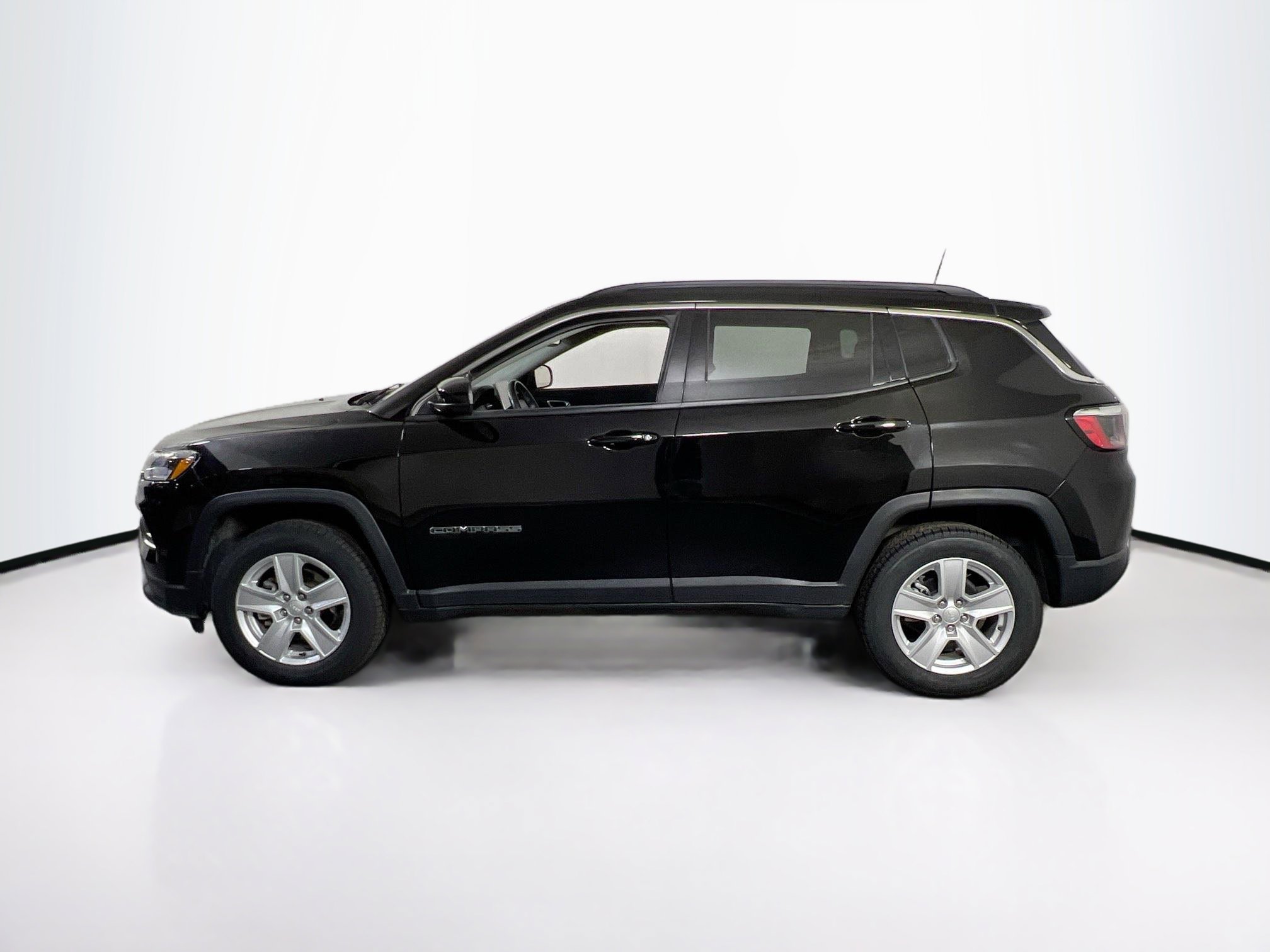 Used 2022 Jeep Compass Latitude w/ Convenience Group image 8