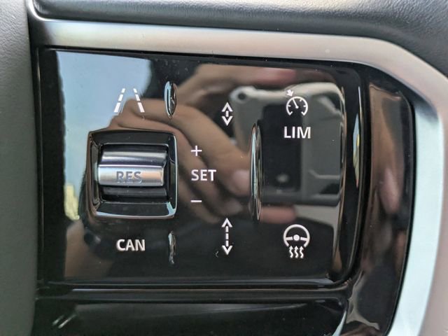 Used 2023 Land Rover Range Rover Sport SE image 22