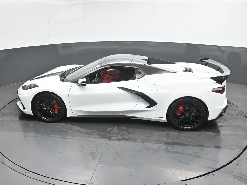 Used 2023 Chevrolet Corvette Stingray Premium Conv w/ Z51 Performance Package RWD image 39
