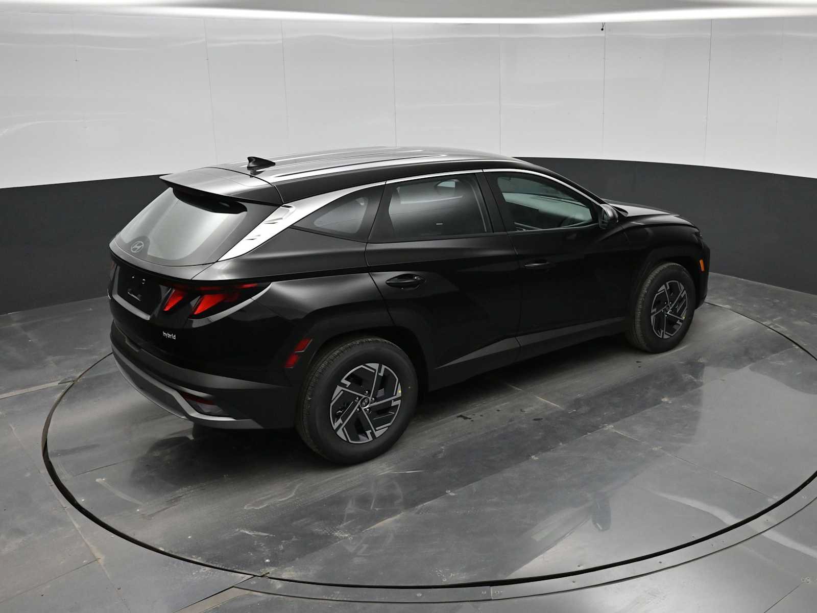 New 2026 Hyundai Tucson Blue SE FWD image 32