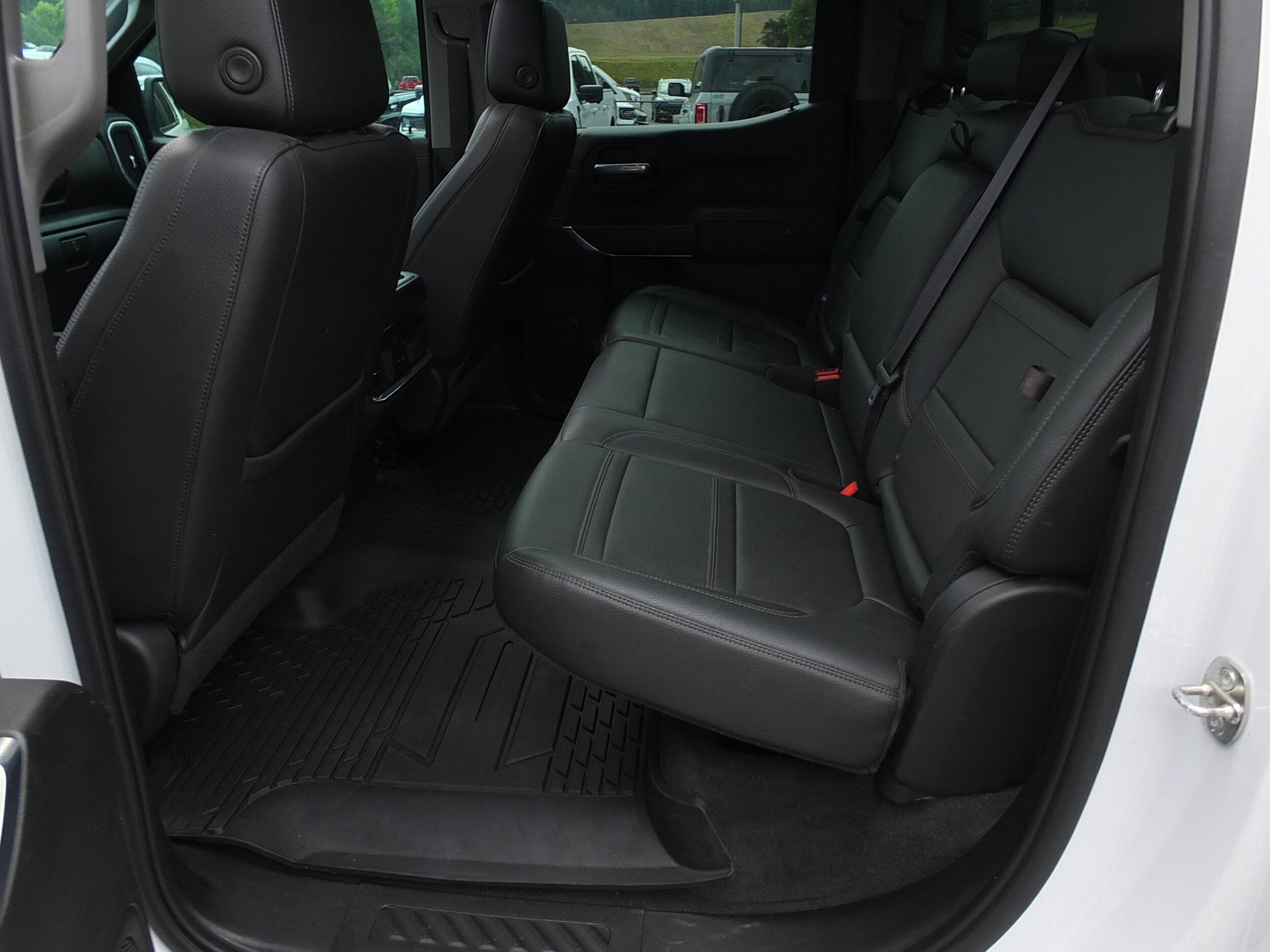 Used 2022 GMC Sierra 1500 Denali w/ Denali Premium Package AWD/4WD image 15