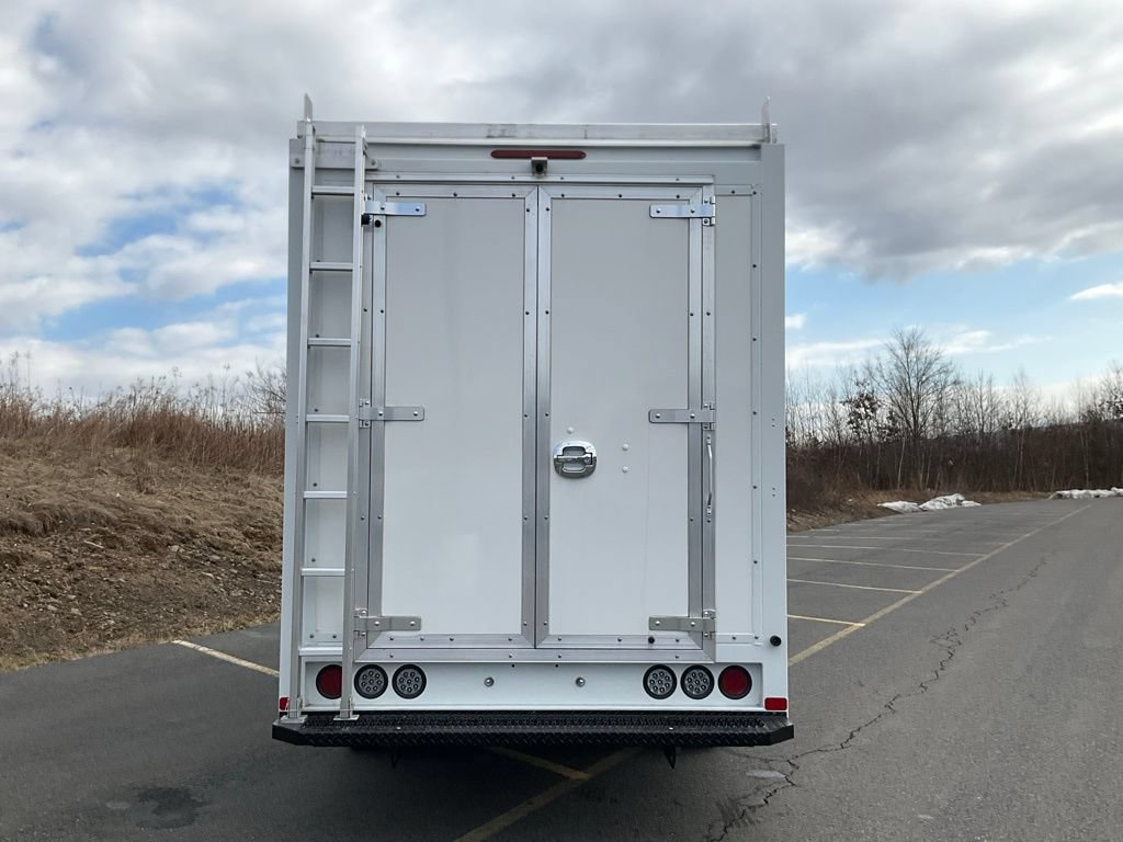New 2026 Ford E-350 and Econoline 350 Super Duty w/ Power Equipment Group RWD image 24