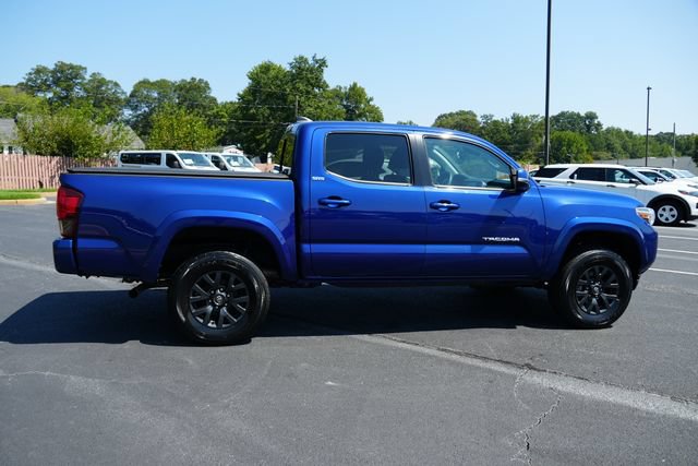 Used 2023 Toyota Tacoma SR5 w/ Technology Package AWD/4WD image 9