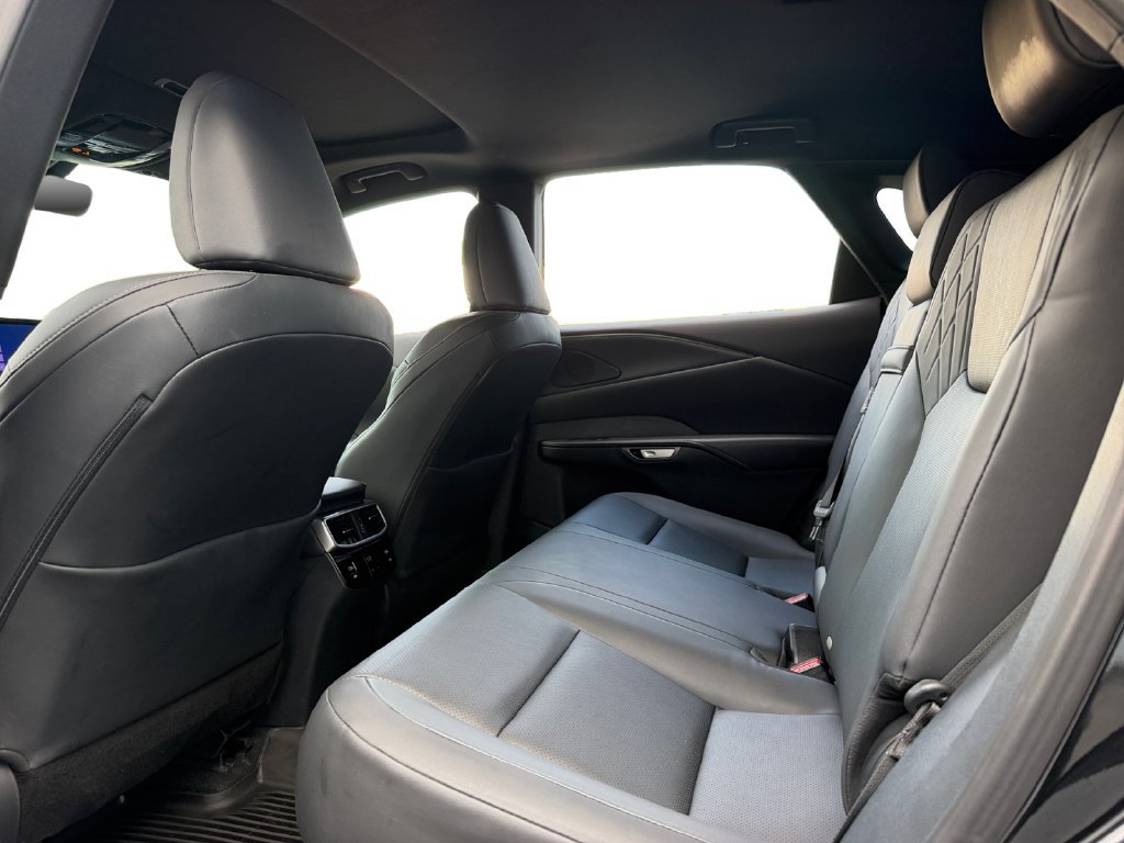 Used 2024 Lexus RX 350 Premium w/ Accessory Package AWD/4WD image 11
