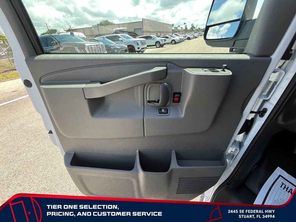 New 2026 GMC Savana 2500 w/ Driver Convenience Package RWD image 18