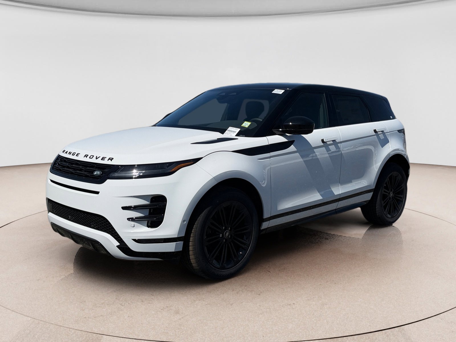 New 2026 Land Rover Range Rover Evoque Dynamic SE image 1