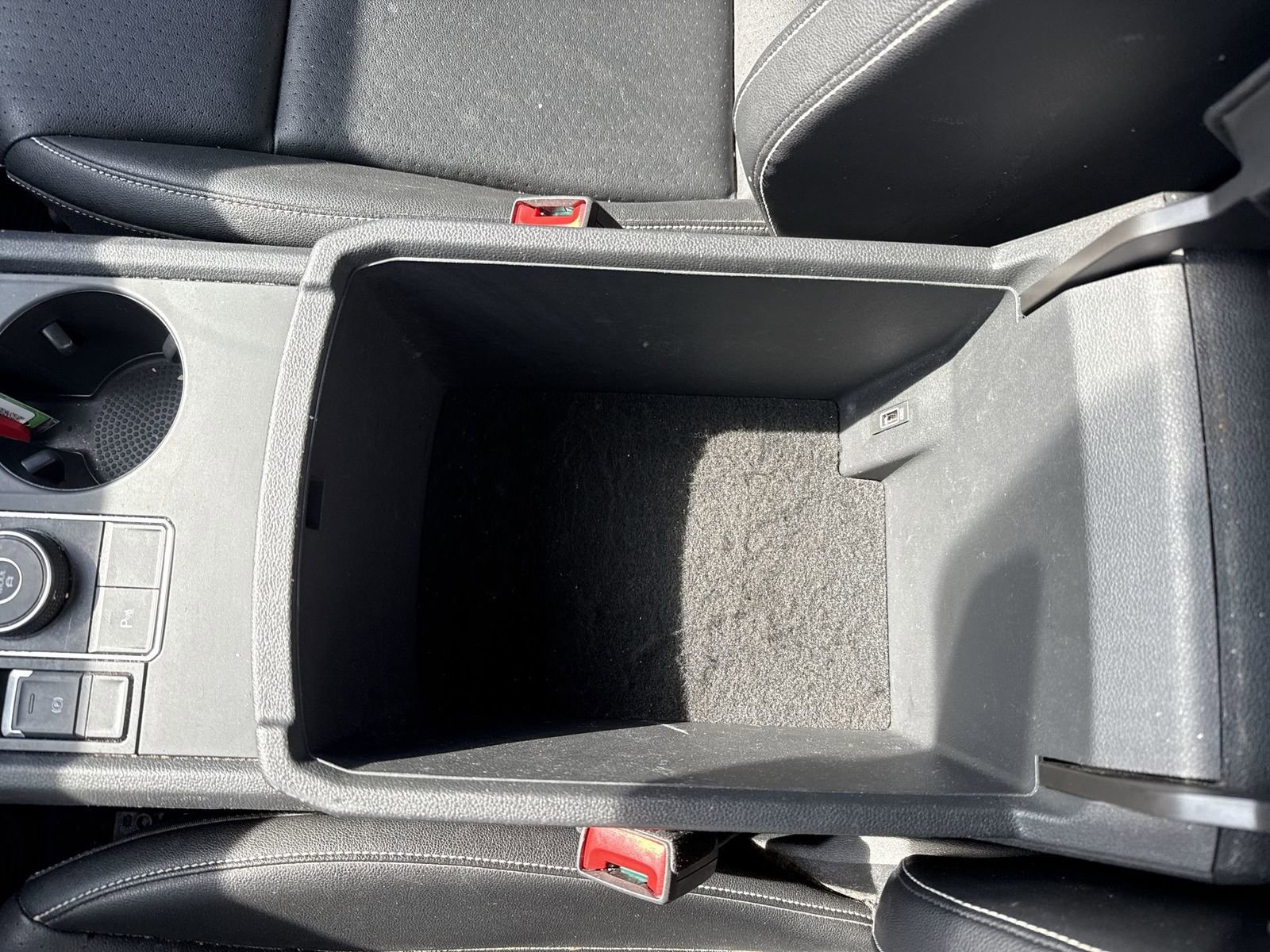 Used 2020 Volkswagen Atlas Cross Sport SE w/ Panoramic Sunroof Package image 21