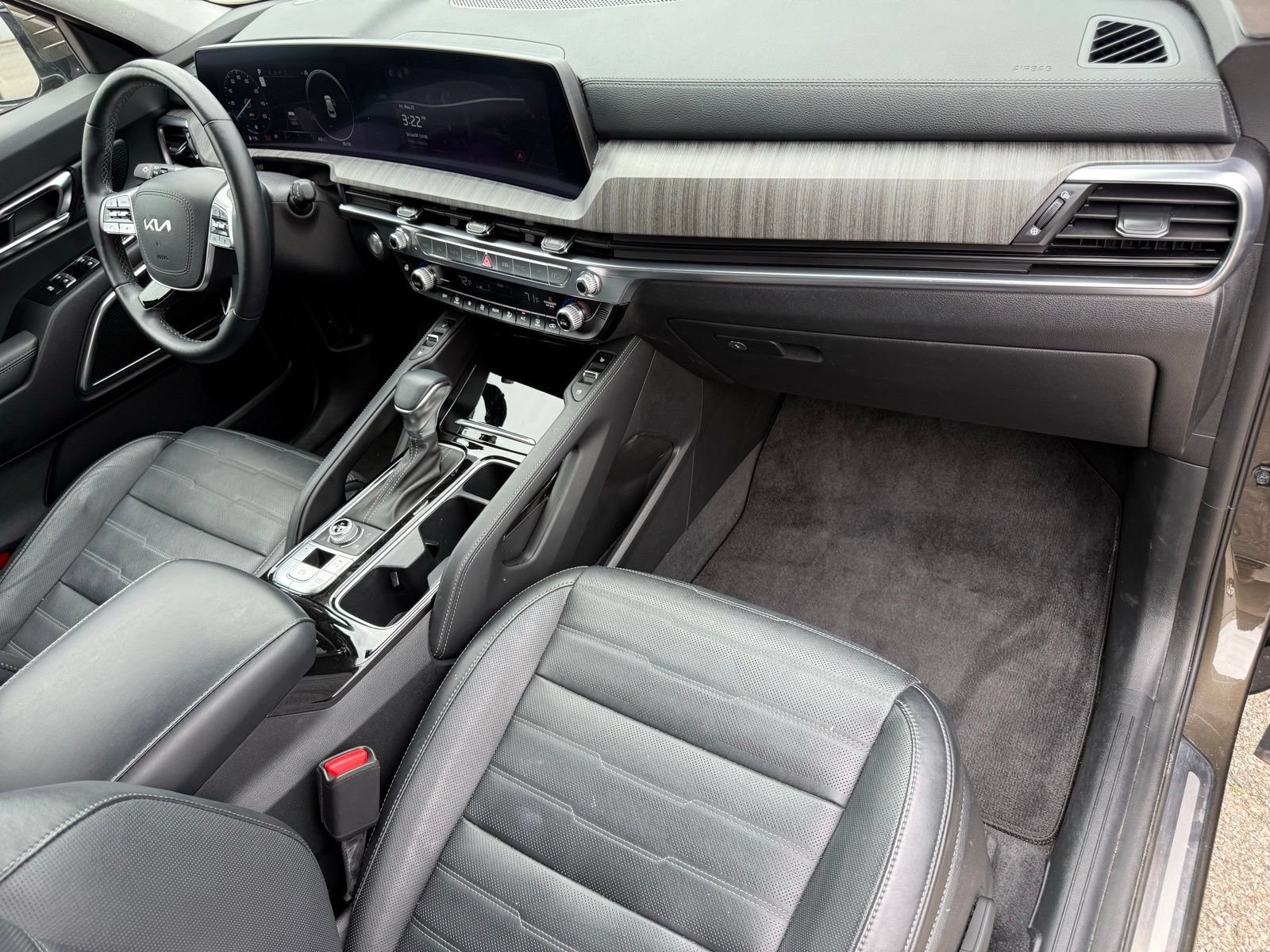Used 2024 Kia Telluride SX Prestige AWD/4WD image 32