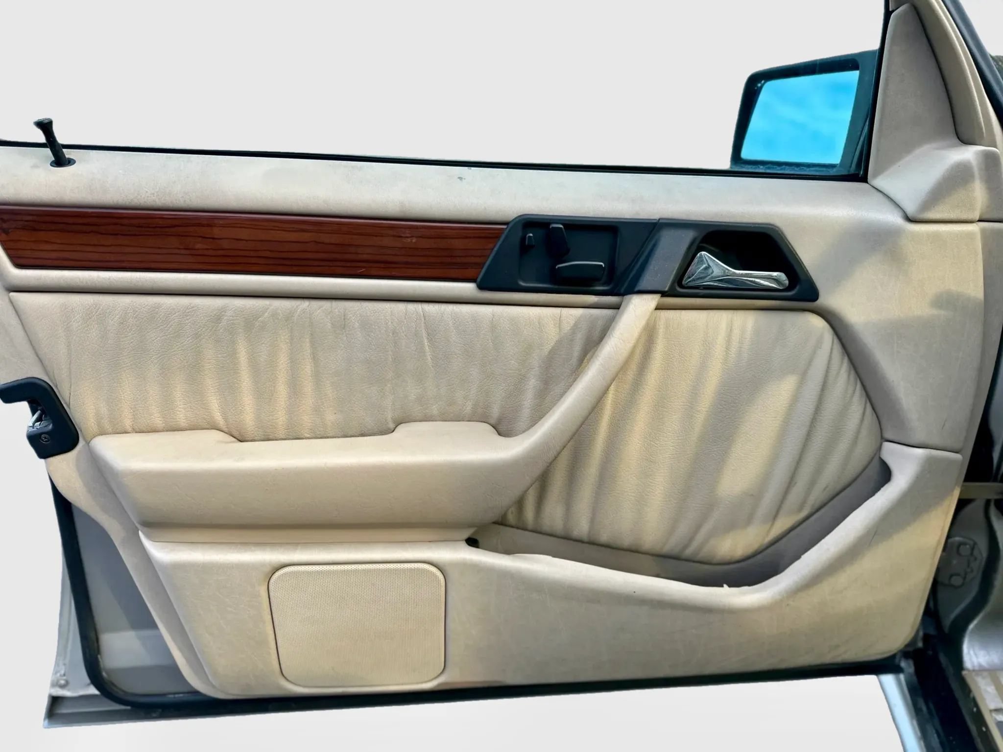 Used 1994 Mercedes-Benz E 320 Sedan image 2