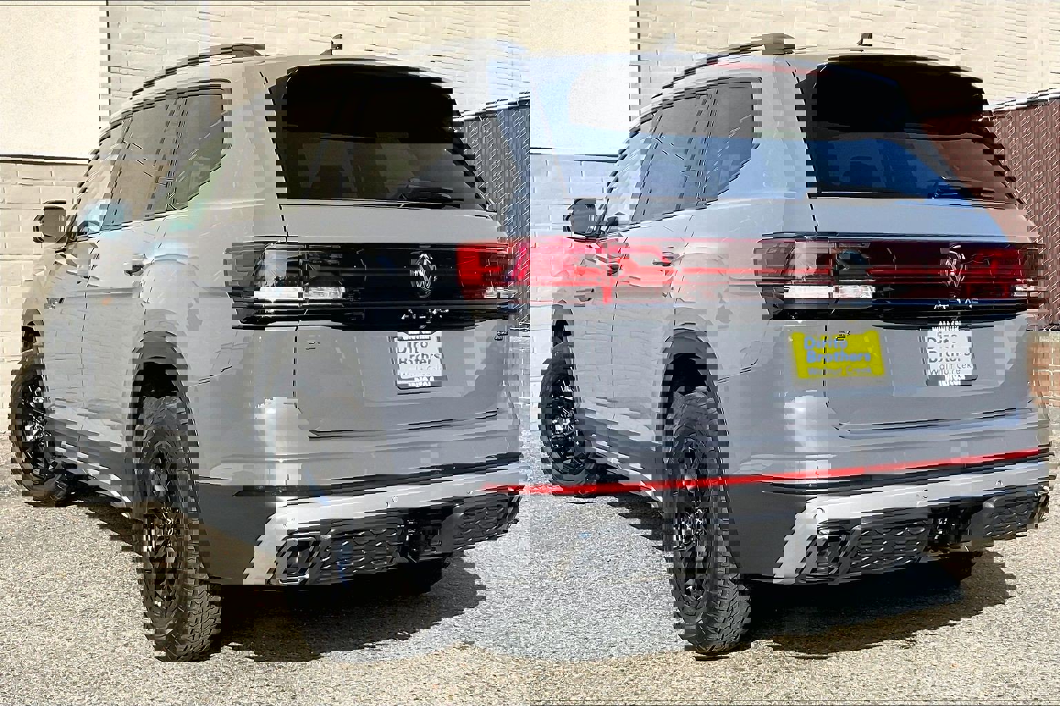 Certified 2024 Volkswagen Atlas Peak Edition SE image 10