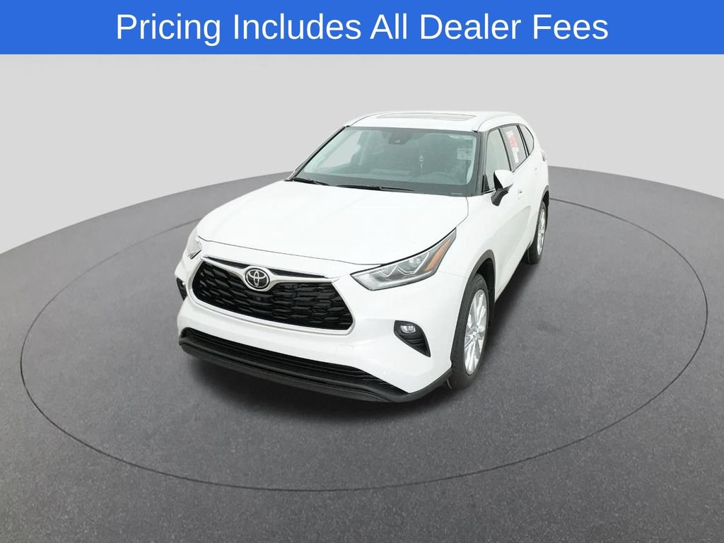 New 2026 Toyota Highlander Limited AWD/4WD image 16