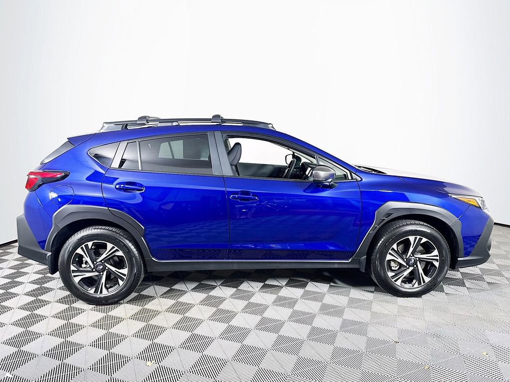 Used 2025 Subaru Crosstrek 2.0i Premium image 8