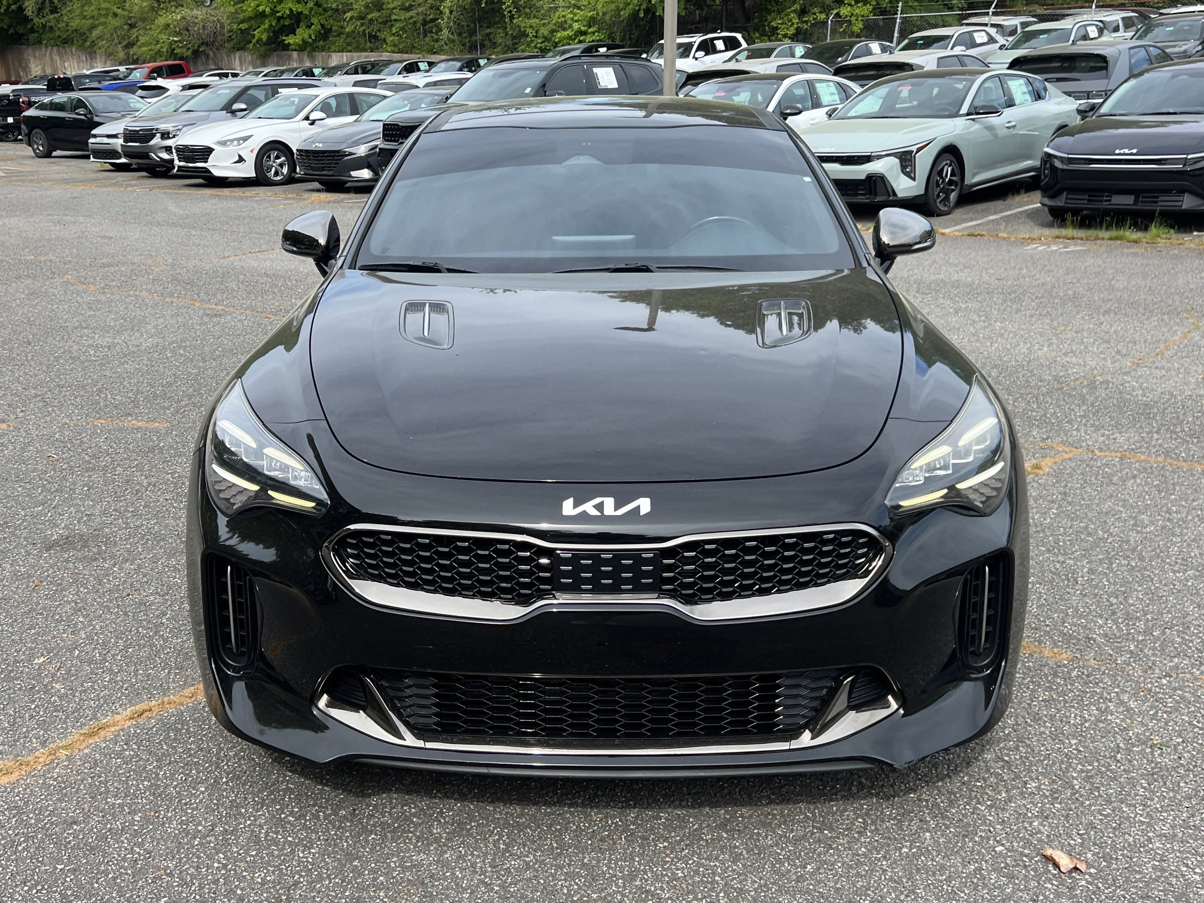 Used 2022 Kia Stinger GT-Line w/ Sun & Sound Package RWD image 2