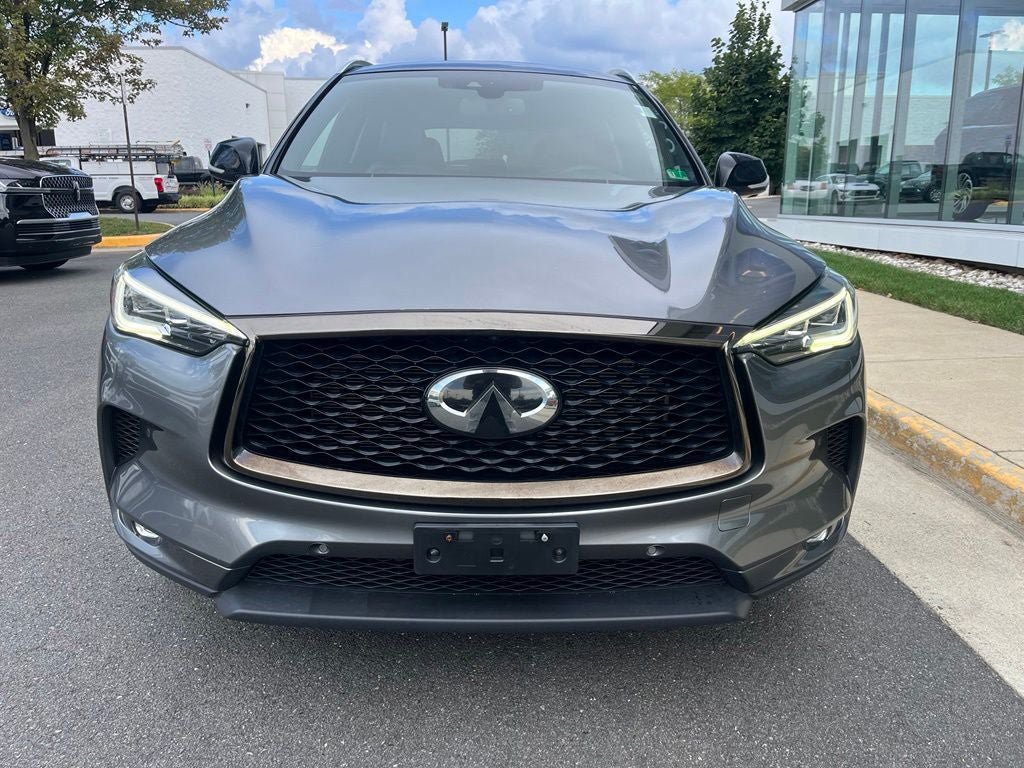 Used 2020 INFINITI QX50 Essential w/ Edition 30 Package AWD/4WD image 2