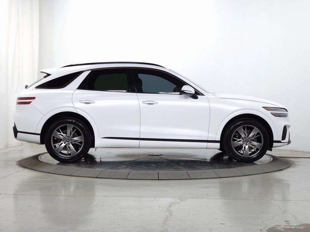 Used 2023 Genesis GV70 3.5T Sport image 11