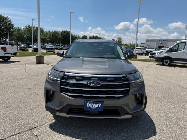 New 2026 Ford Explorer Active w/ Active Comfort Package AWD/4WD image 2