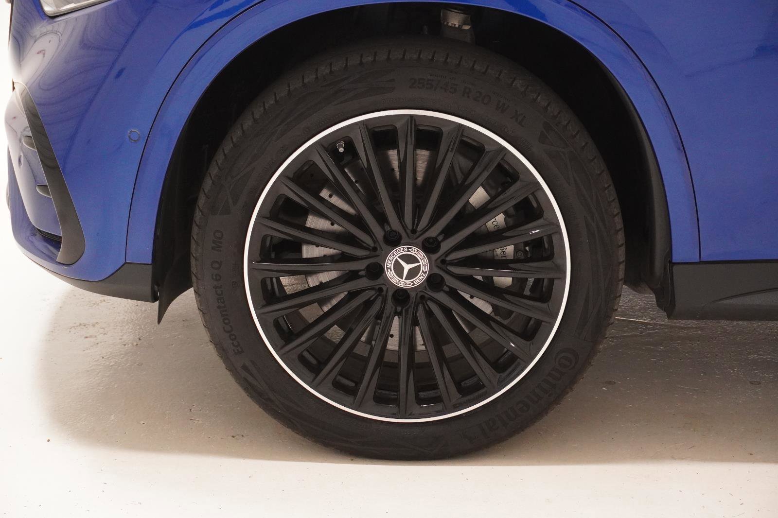 Used 2023 Mercedes-Benz GLC 300 4MATIC image 12