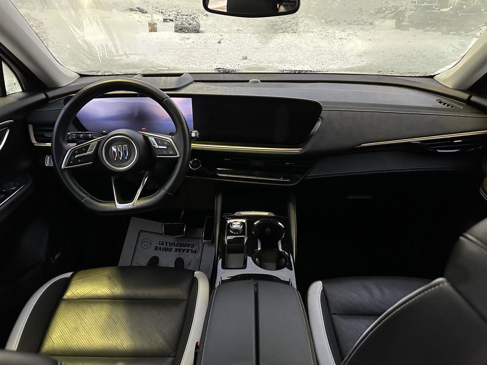 Used 2025 Buick Envision Sport Touring image 17