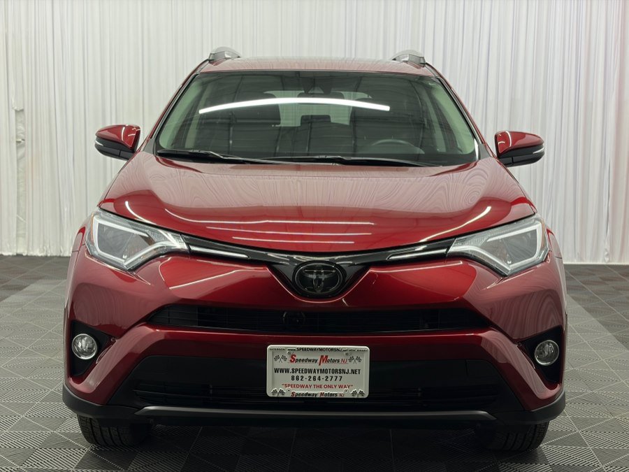 Used 2018 Toyota RAV4 XLE AWD/4WD image 3