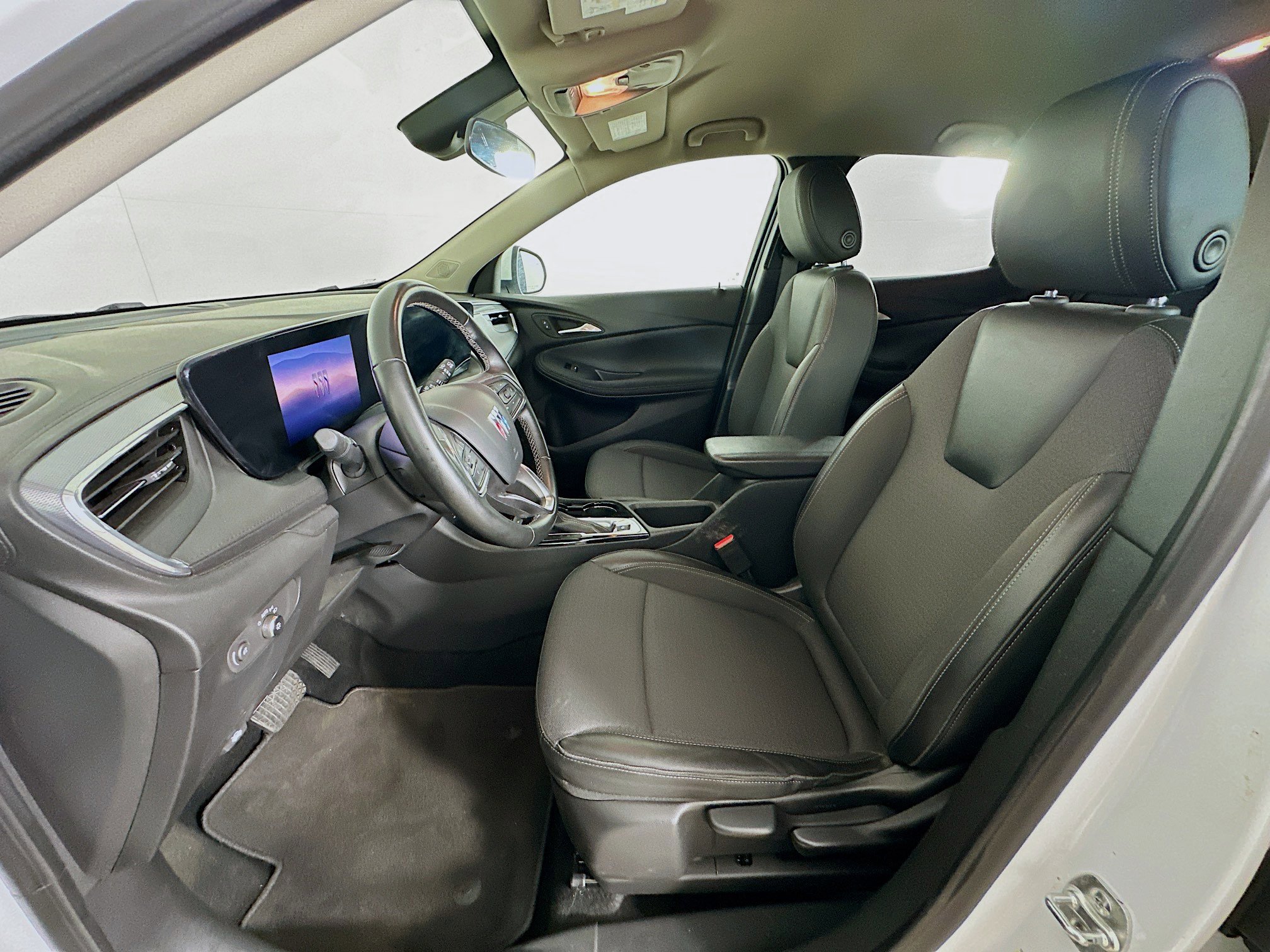 Used 2024 Buick Encore GX Preferred image 13