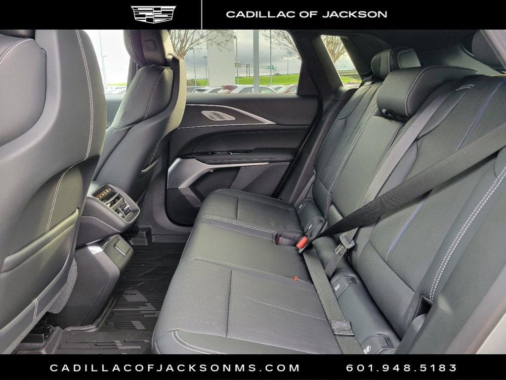 New 2024 Cadillac Lyriq Sport image 9