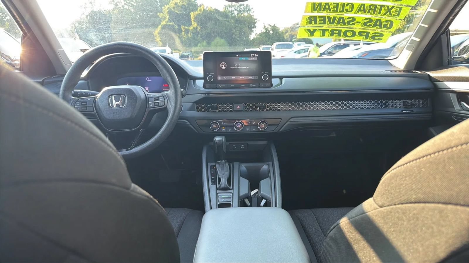 Used 2023 Honda Accord LX image 23