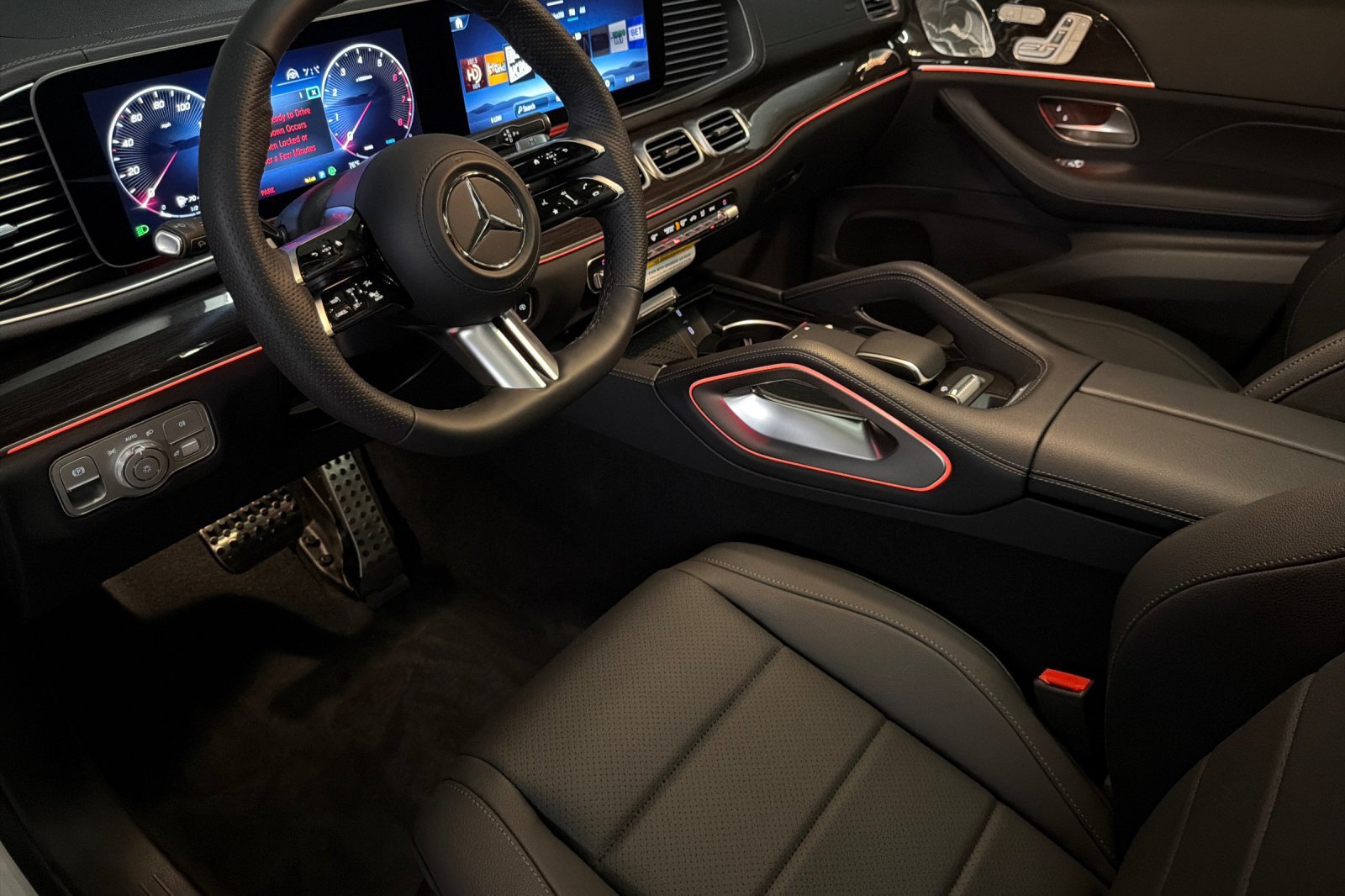 New 2026 Mercedes-Benz GLS 450 4MATIC image 9