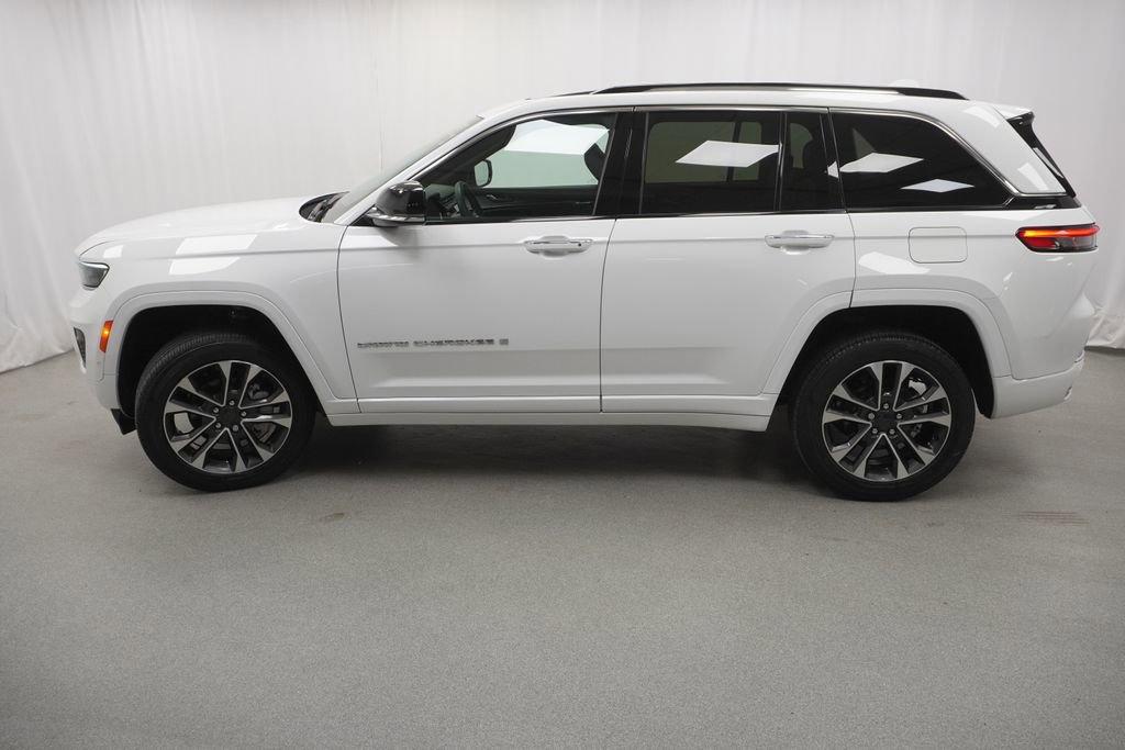 Certified 2023 Jeep Grand Cherokee Overland image 14