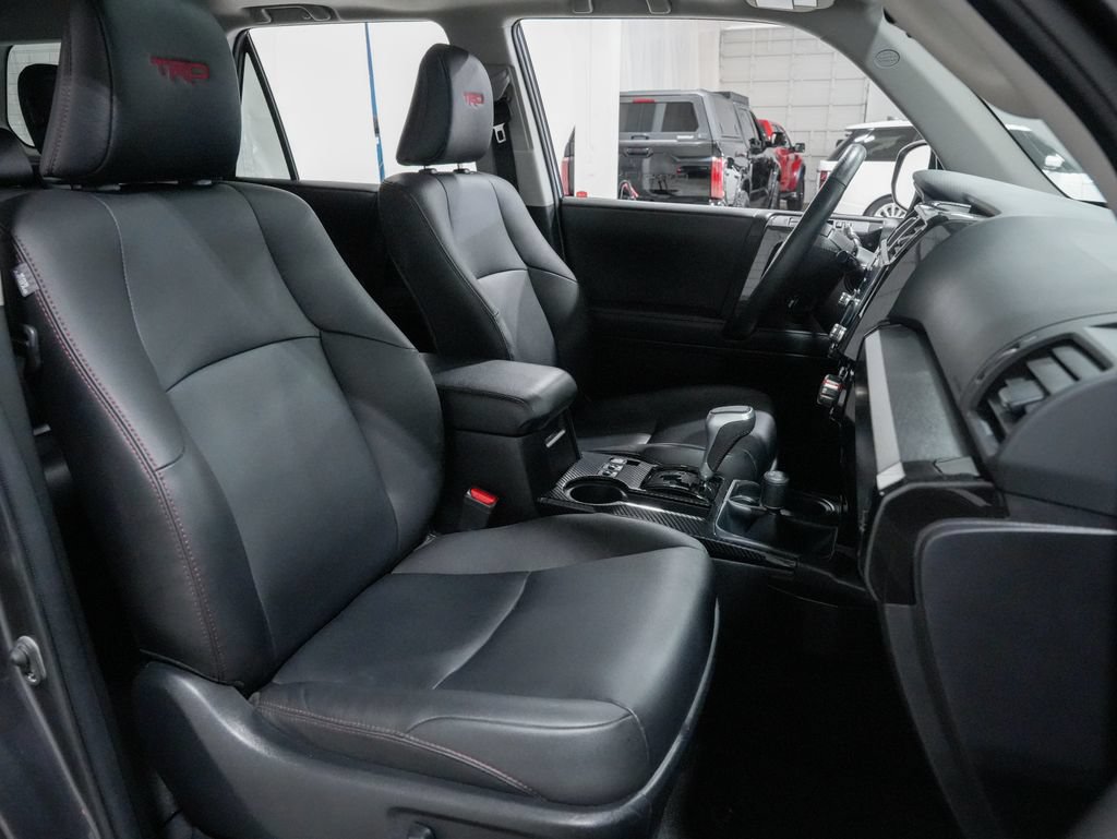 Used 2023 Toyota 4Runner TRD Off-Road Premium w/ Off Road Premium Plus Package AWD/4WD image 23
