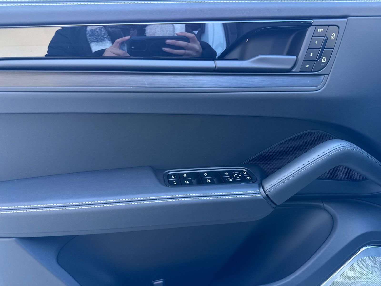 Certified 2026 Porsche Cayenne GTS image 12