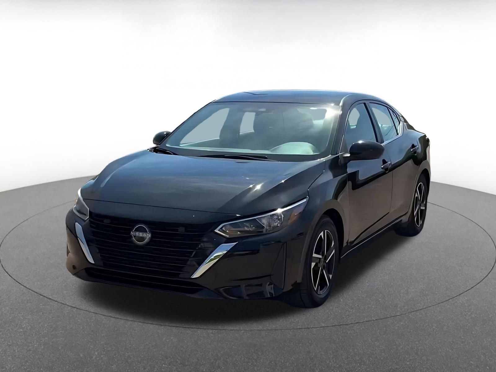 Used 2025 Nissan Sentra SV FWD image 4