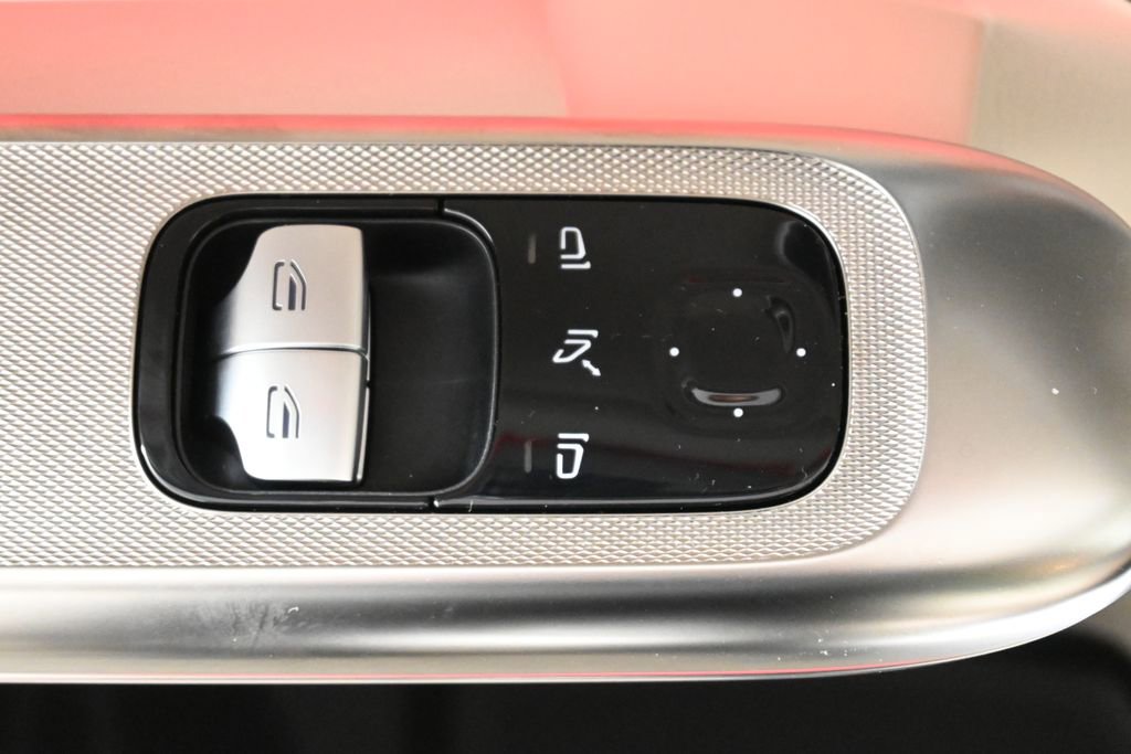 Certified 2026 Mercedes-Benz CLE 300 4MATIC Coupe image 26