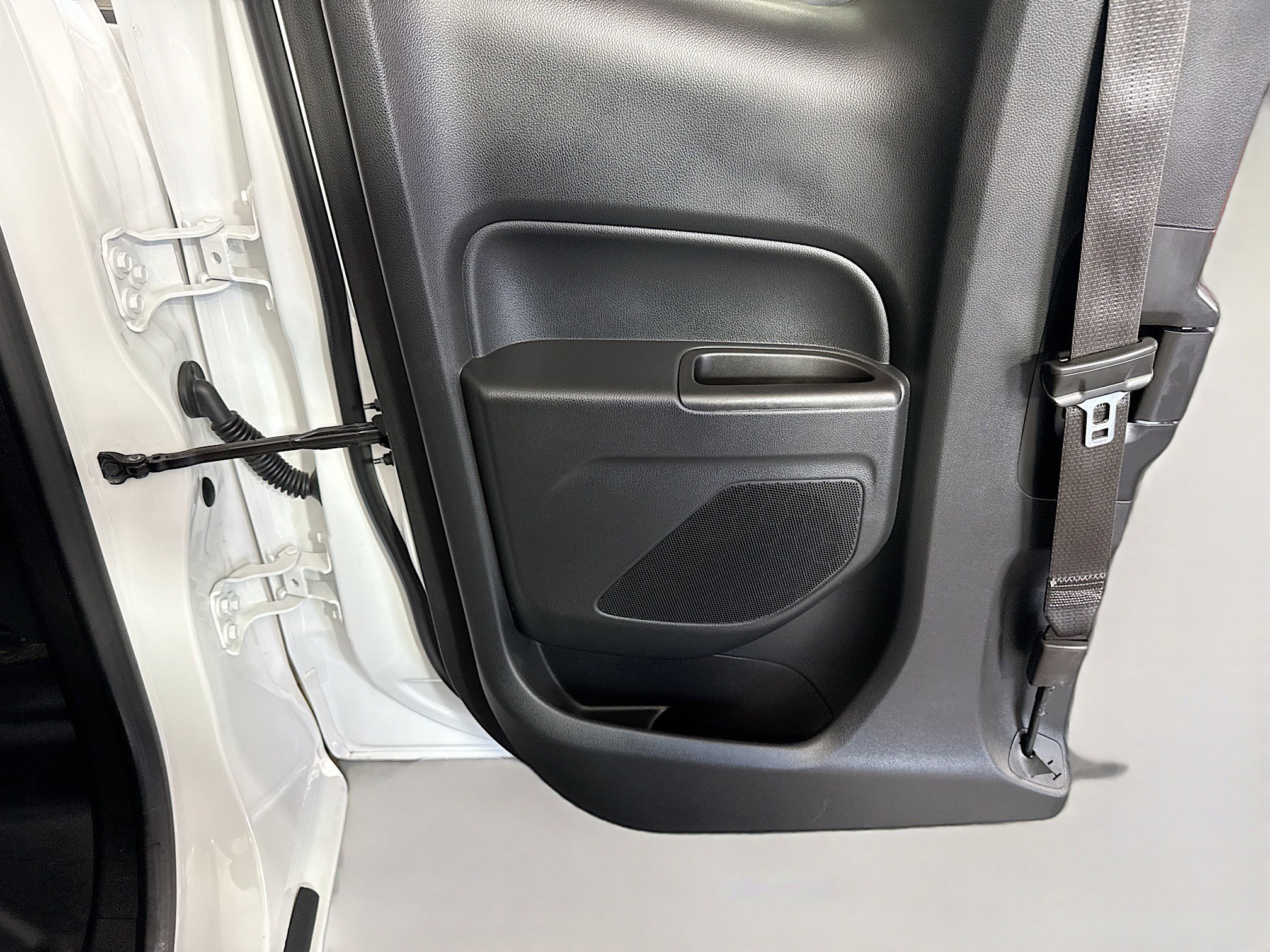 Used 2022 Chevrolet Colorado LT w/ Fleet Safety Package image 25