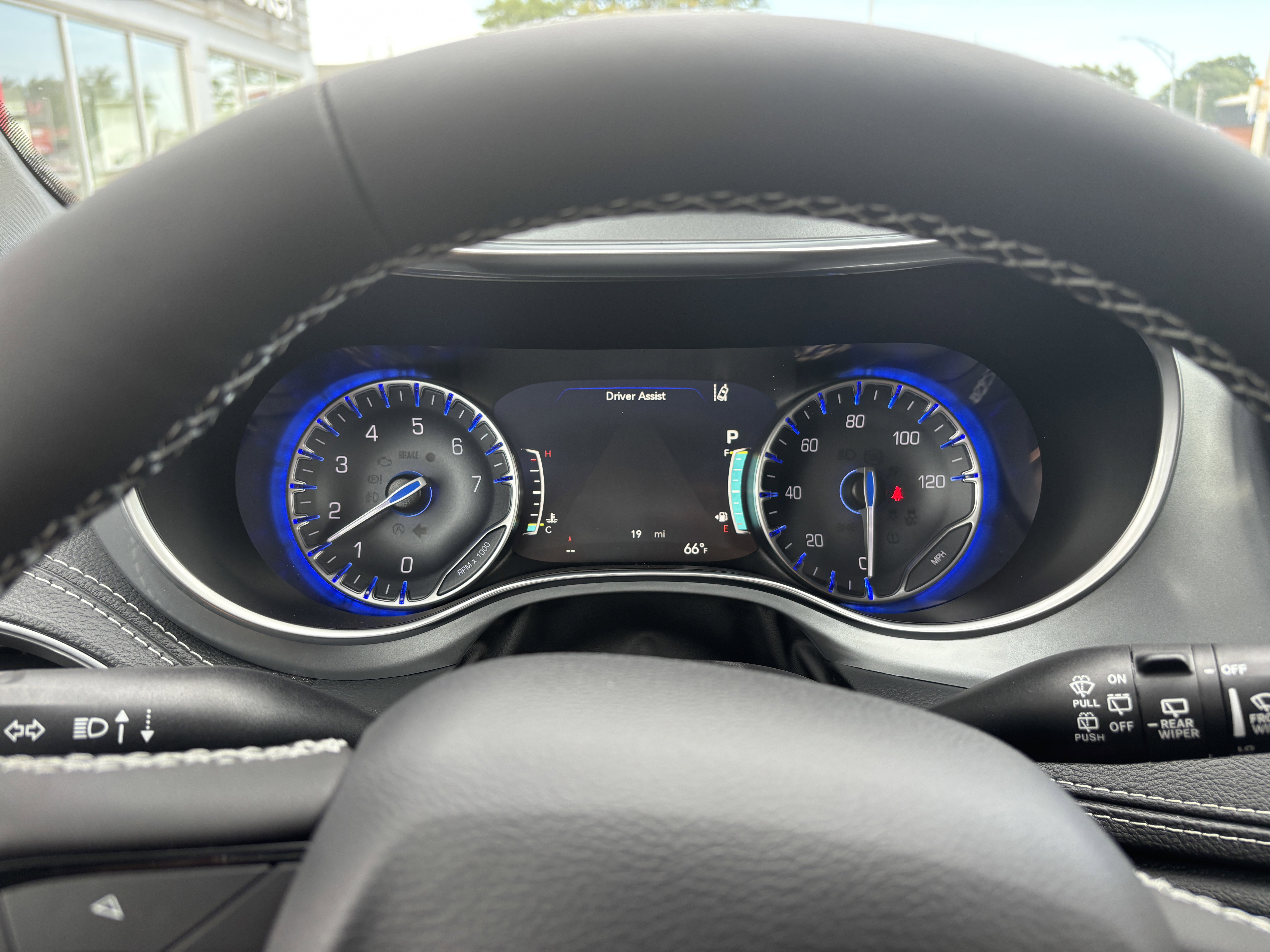 New 2026 Chrysler Pacifica Limited w/ S Appearance Package image 21