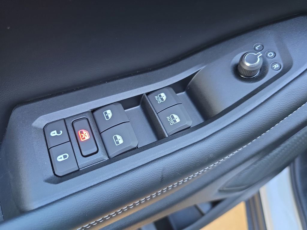 New 2025 Jeep Grand Cherokee Laredo image 28