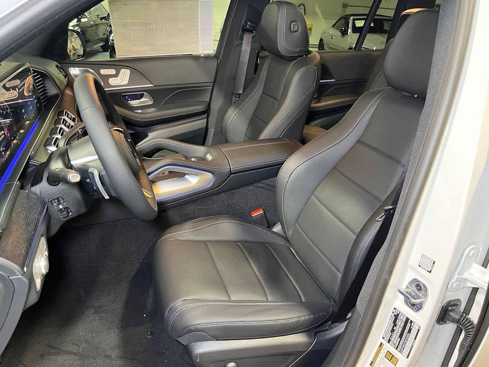 New 2026 Mercedes-Benz GLS 450 4MATIC image 25