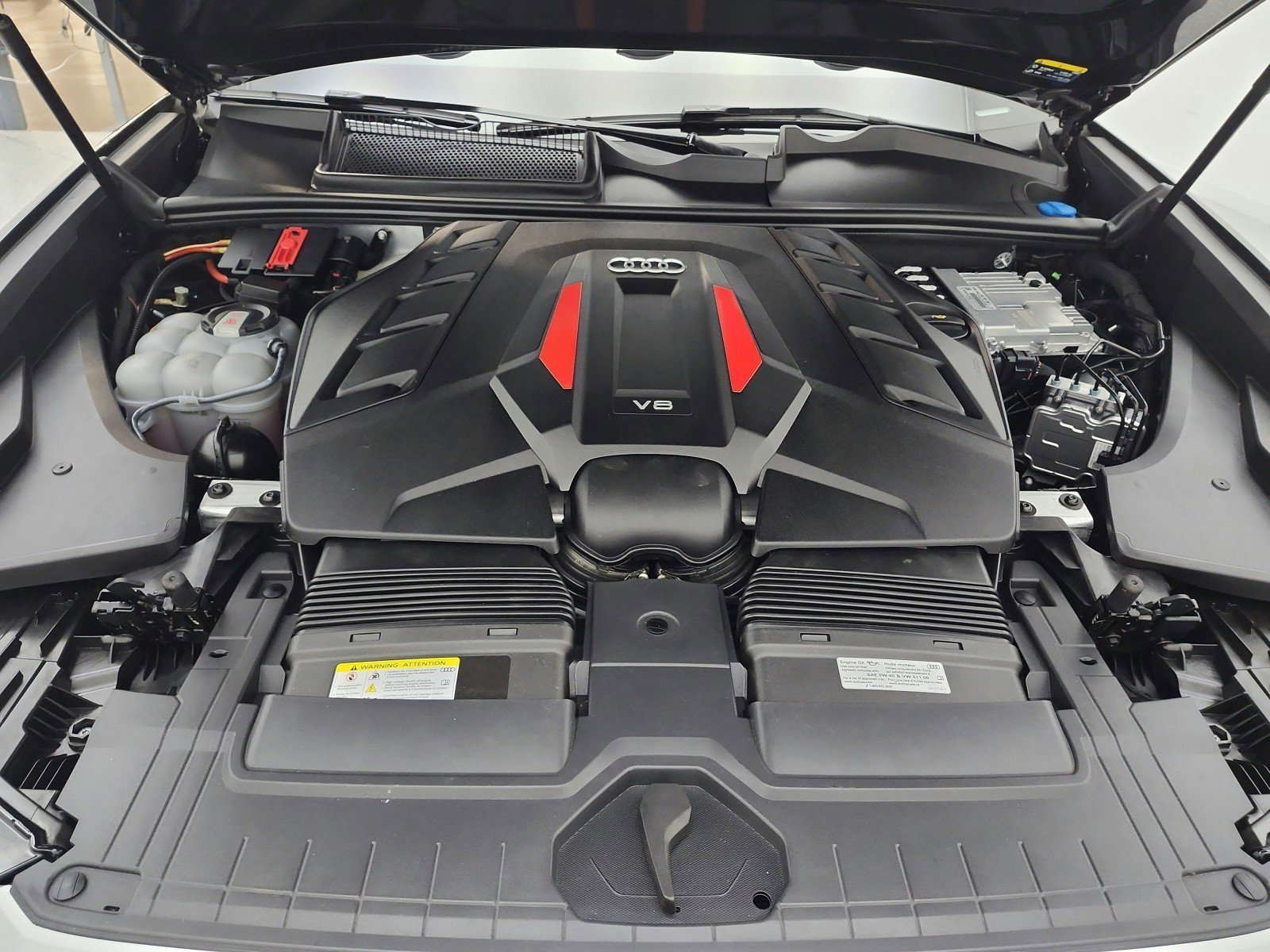 Used 2023 Audi SQ8 Prestige image 17