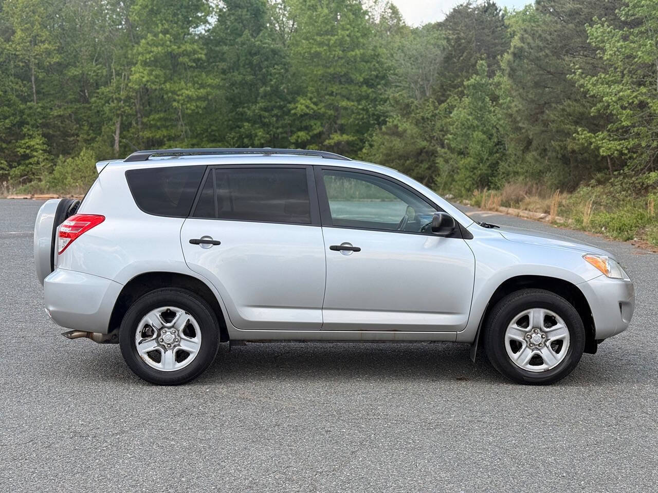 Used 2009 Toyota RAV4 2WD image 9