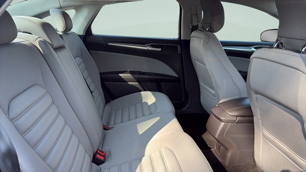 Used 2014 Ford Fusion S FWD image 15