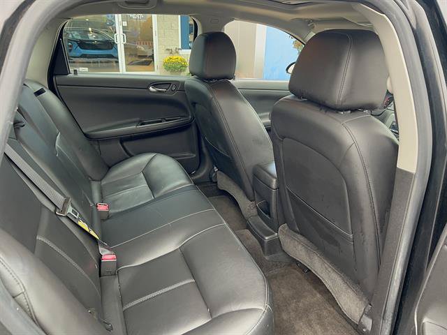 Used 2006 Chevrolet Impala SS w/ Convenience Package FWD image 15