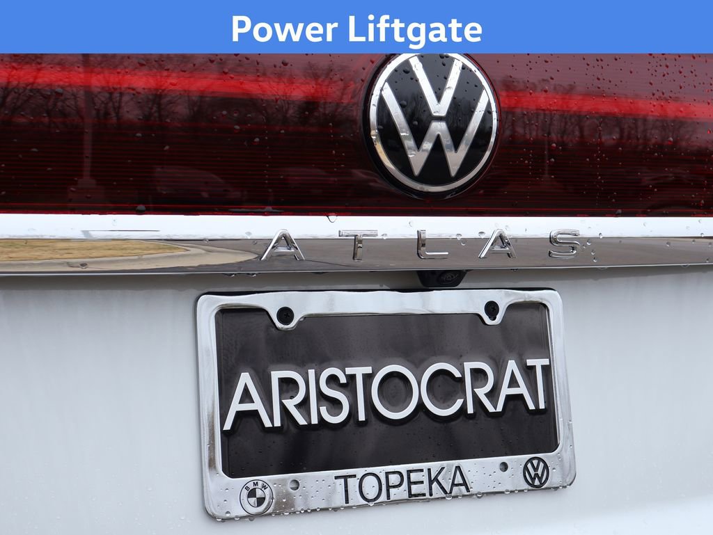New 2026 Volkswagen Atlas Cross Sport SEL Premium R-Line image 9